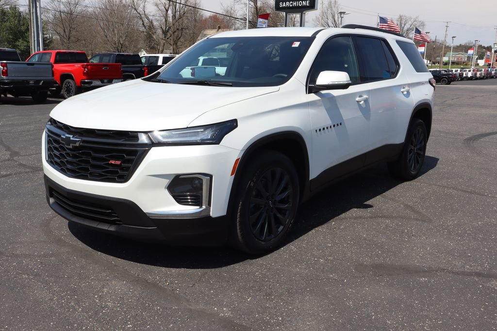 Used 2023 Chevrolet Traverse RS image 34