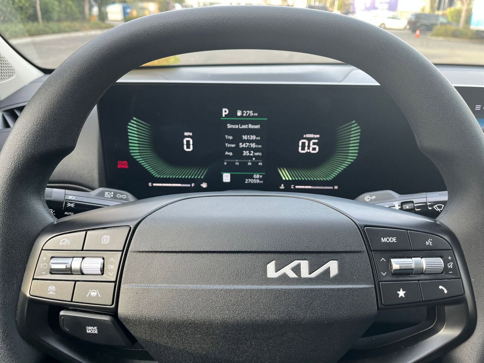 Used 2025 Kia K4 LXS image 27