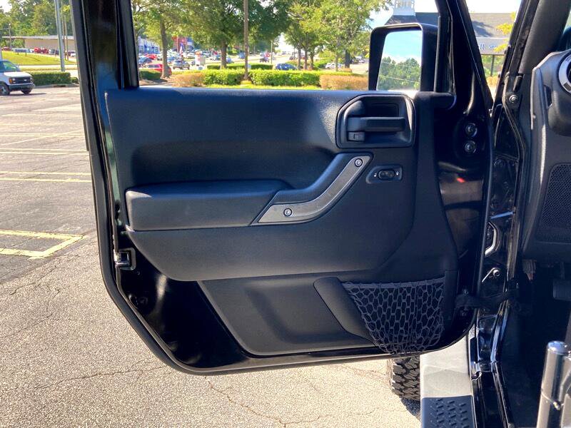 Used 2013 Jeep Wrangler Unlimited Sport image 5