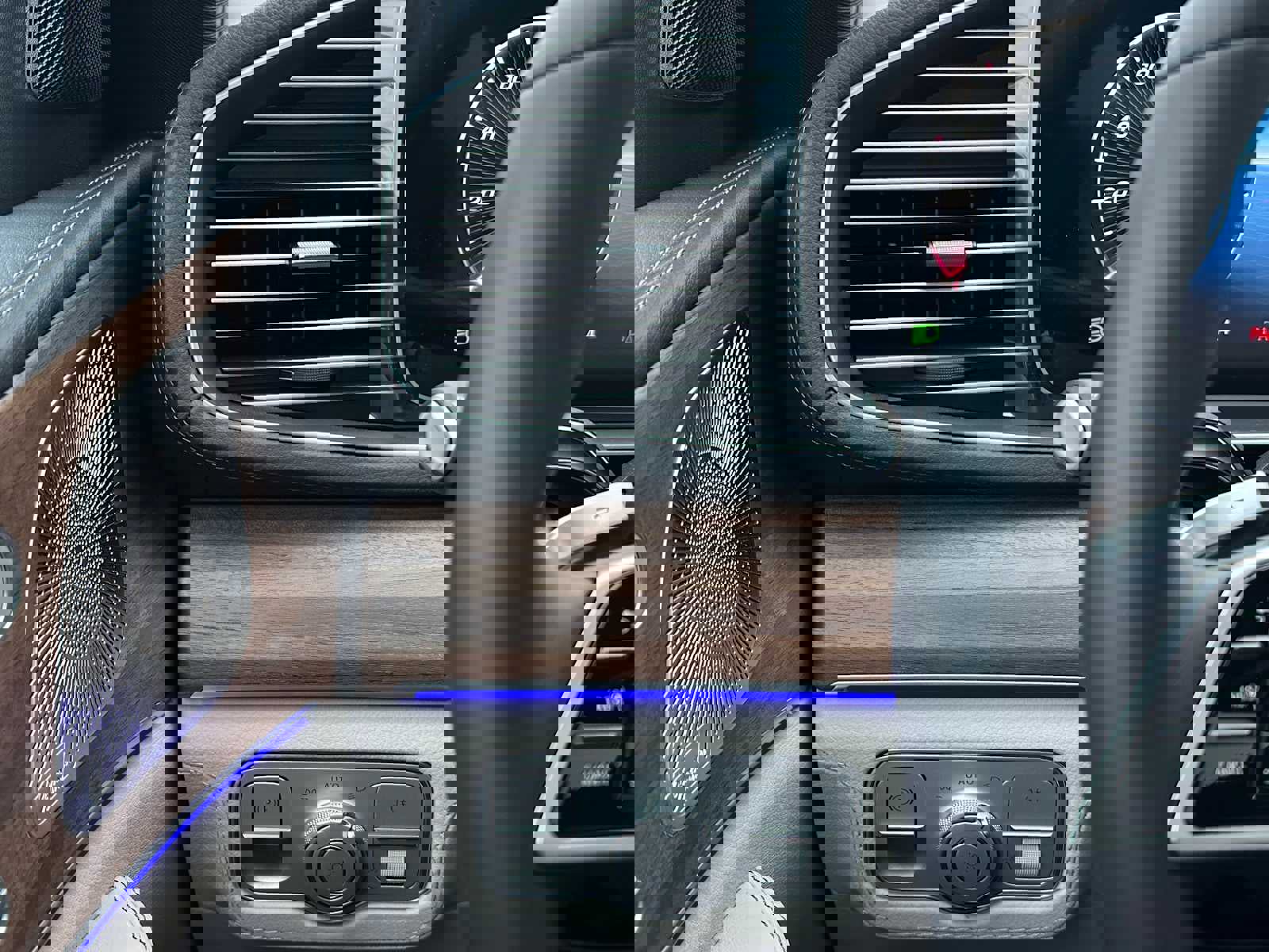 New 2026 Mercedes-Benz GLE 450 4MATIC Coupe image 33