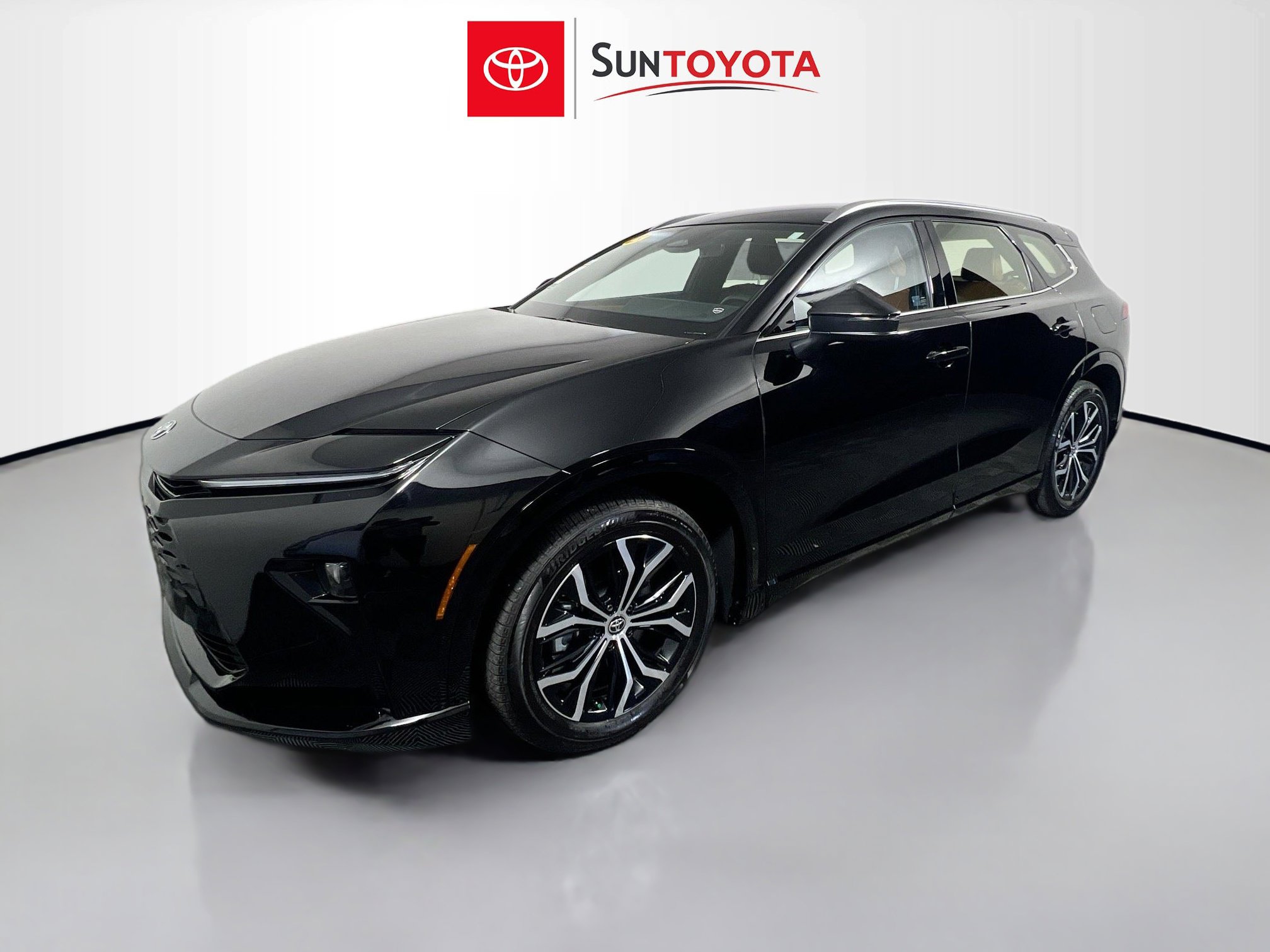 Used 2025 Toyota Crown Signia AWD/4WD image 9