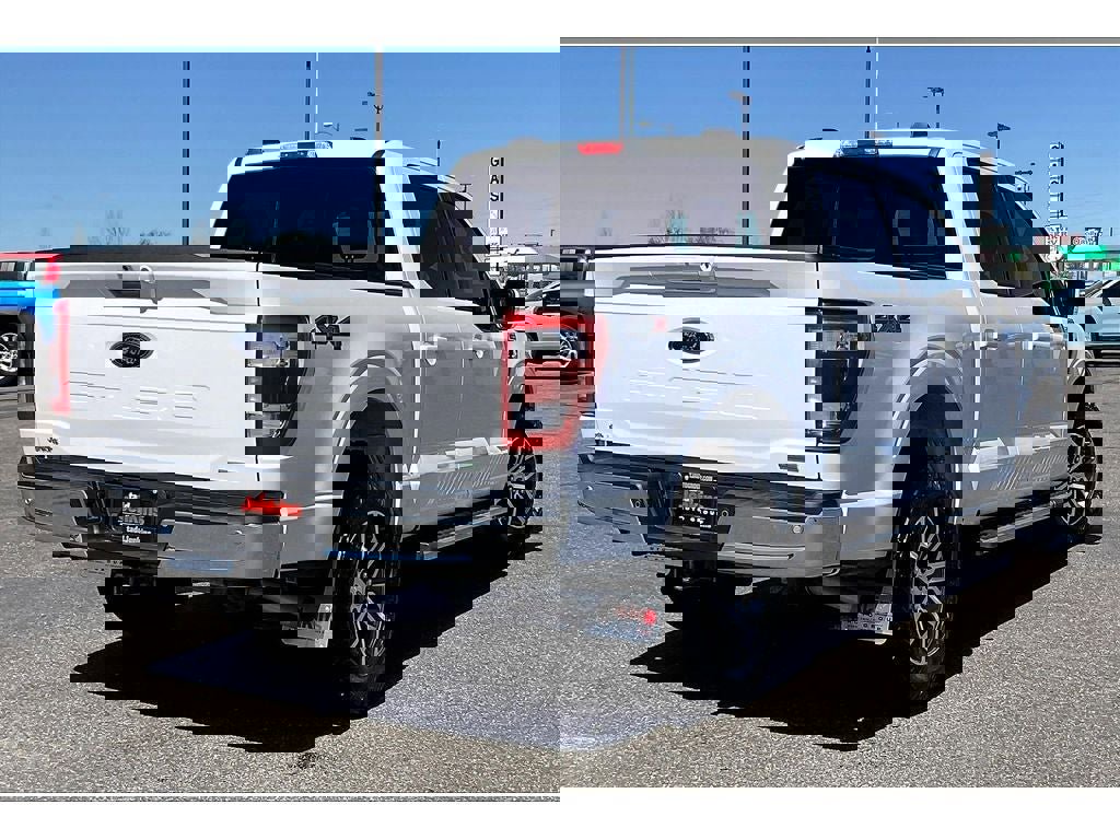 Used 2021 Ford F150 Lariat w/ Equipment Group 501A Mid image 15