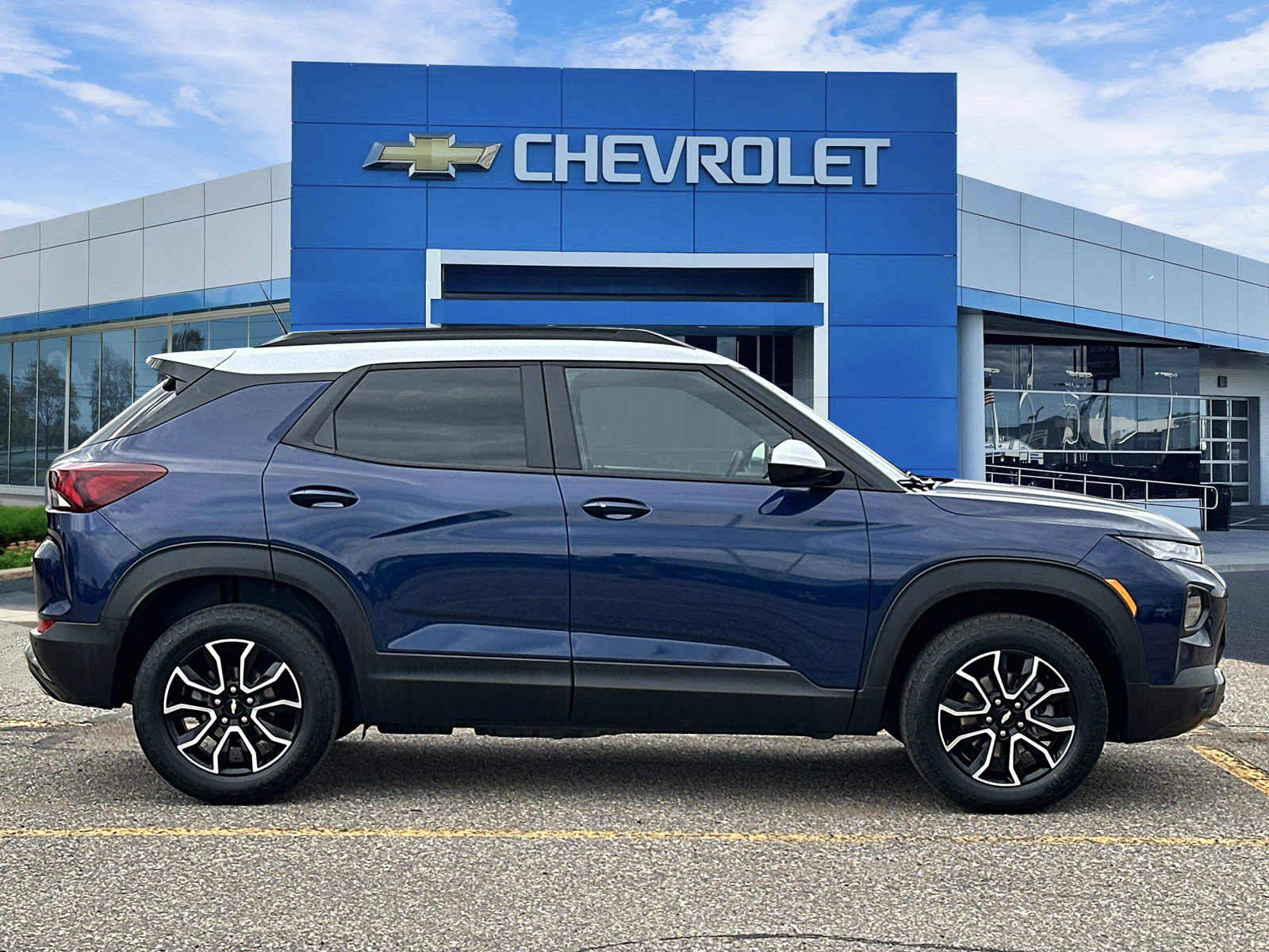 Certified 2023 Chevrolet TrailBlazer ACTIV w/ Convenience Package AWD/4WD image 5