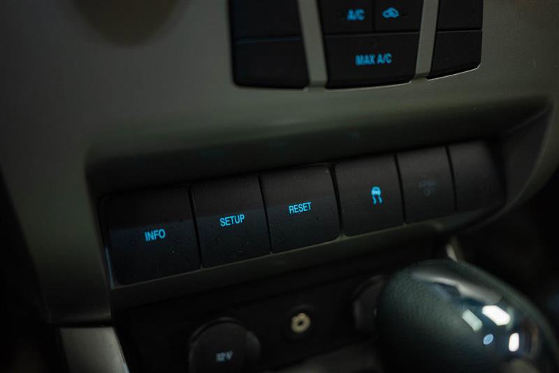 Used 2011 Ford Focus SE image 19