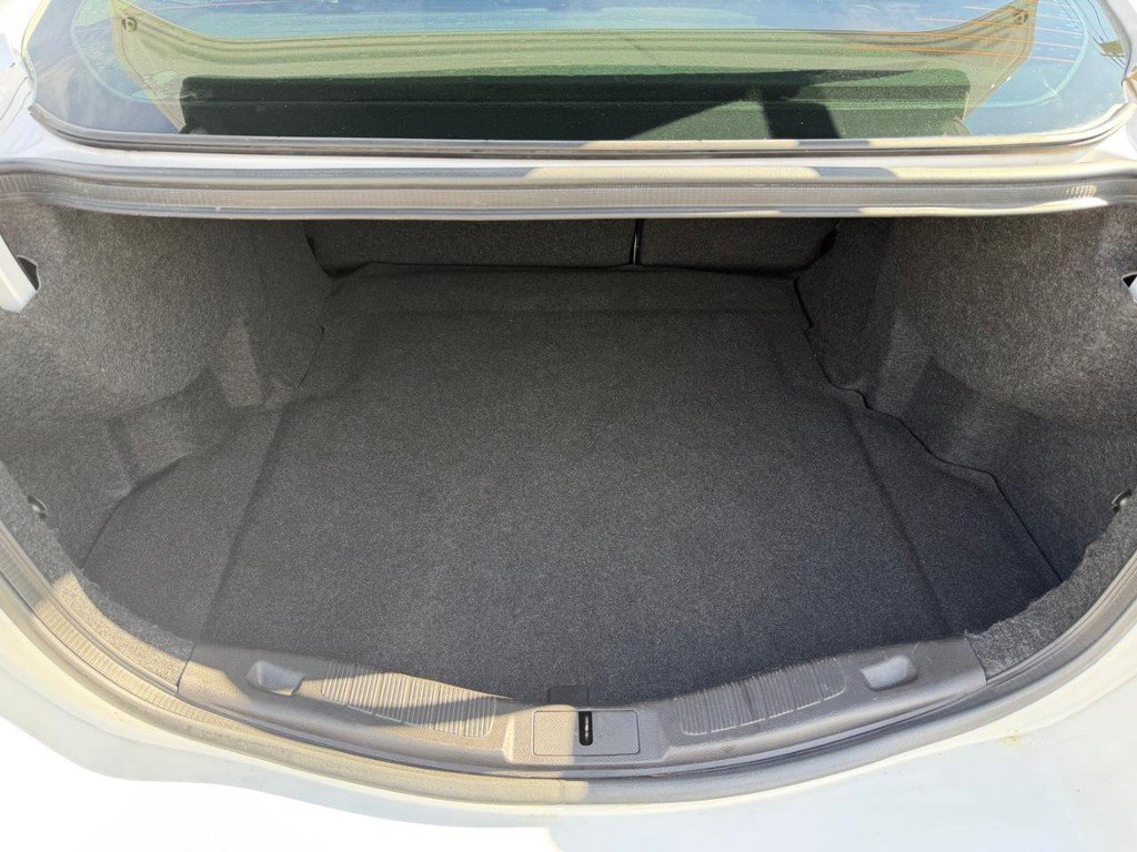 Used 2016 Ford Fusion S image 38