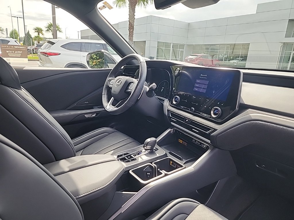 Certified 2024 Lexus TX 500h AWD w/ Technology Package image 20