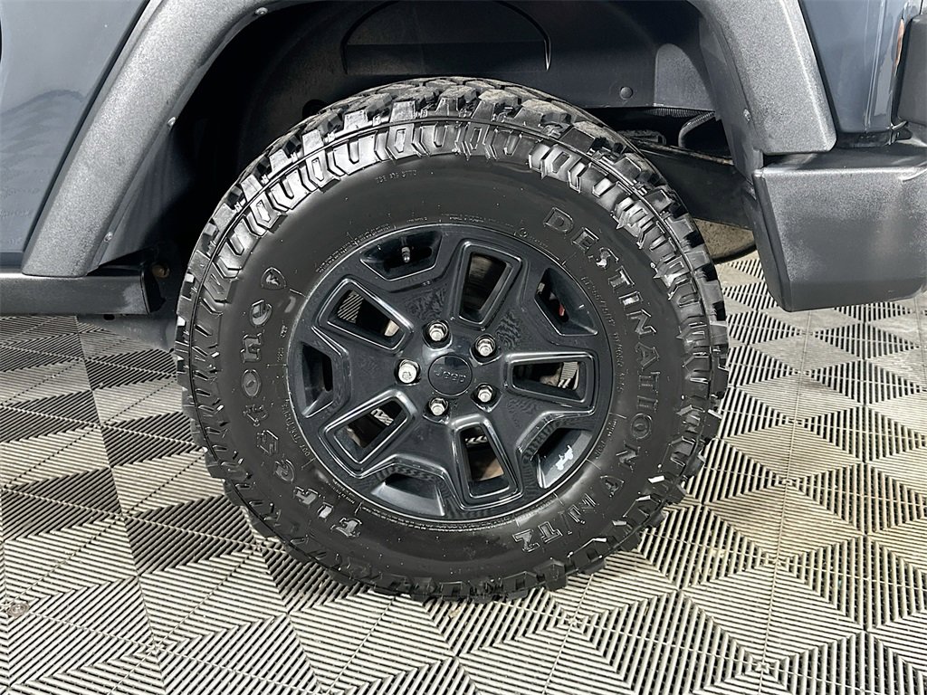 Used 2018 Jeep Wrangler Sport image 32
