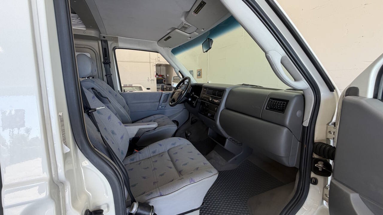 Used 1997 Volkswagen Eurovan Camper FWD image 25