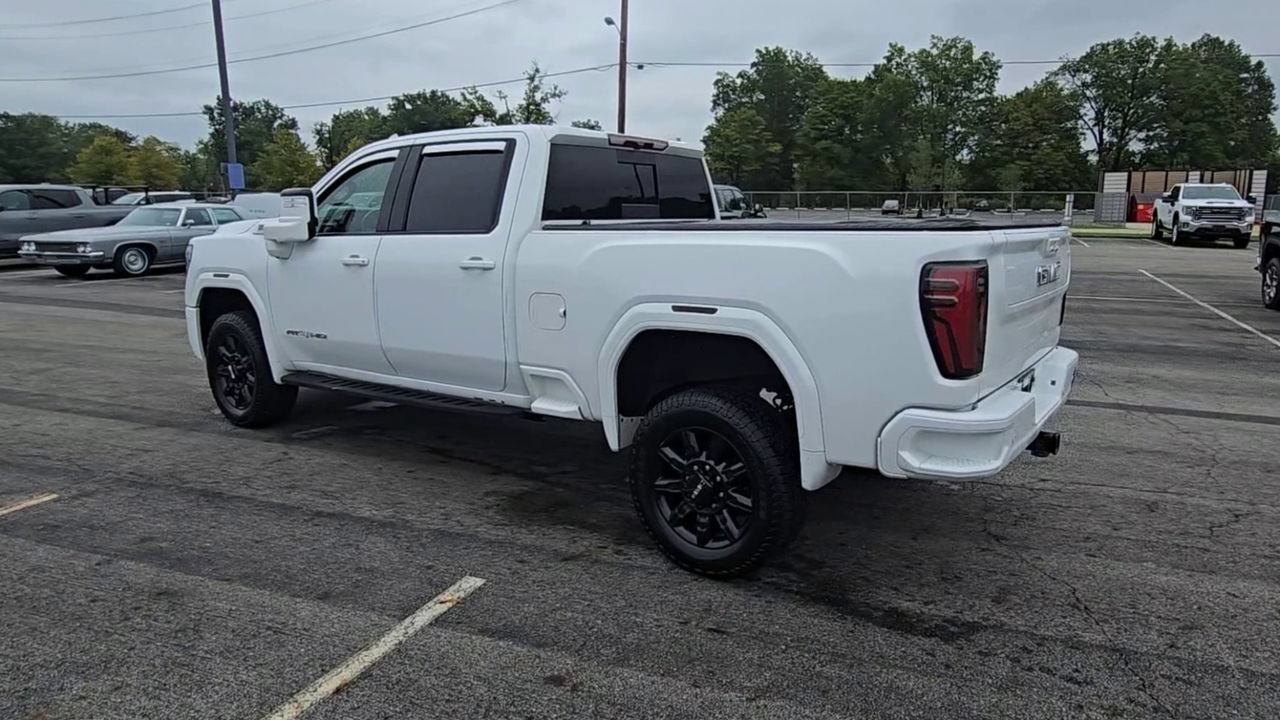 Used 2024 GMC Sierra 2500 AT4 w/ AT4 Preferred Package AWD/4WD image 7