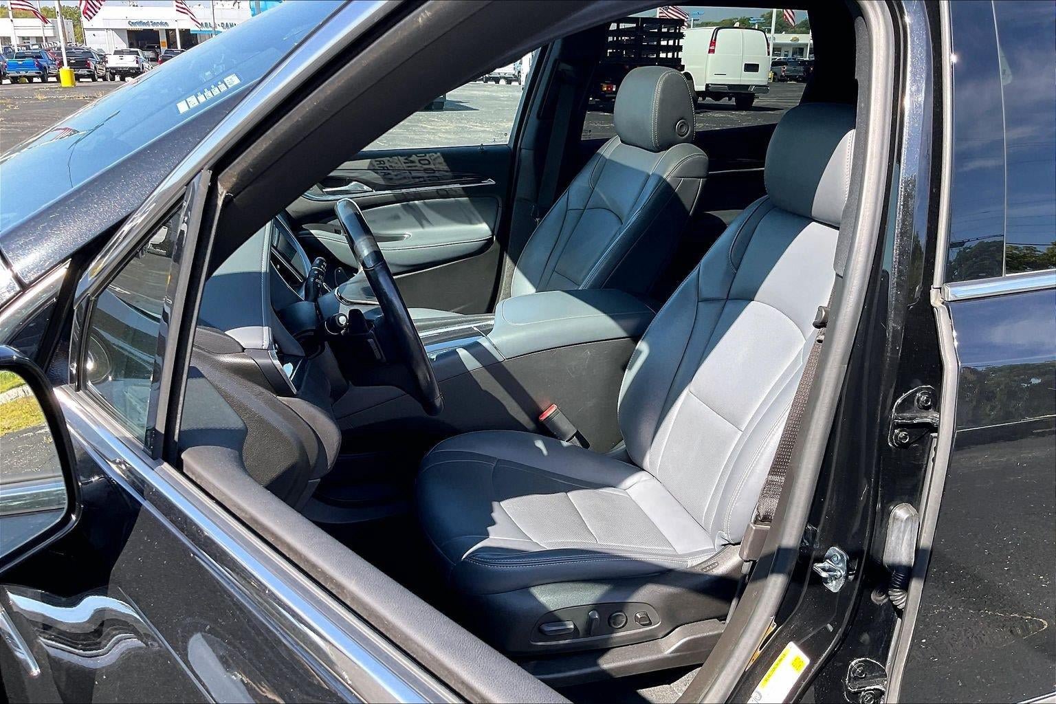 Used 2022 Buick Enclave Premium w/ Experience Buick Package FWD image 22