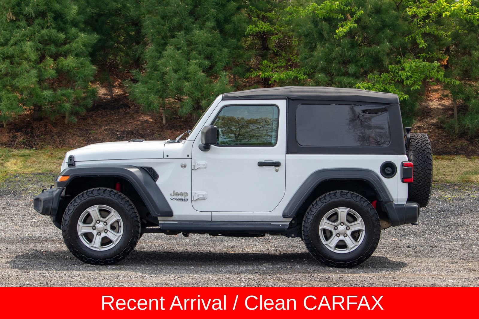 Used 2019 Jeep Wrangler Sport AWD/4WD image 4