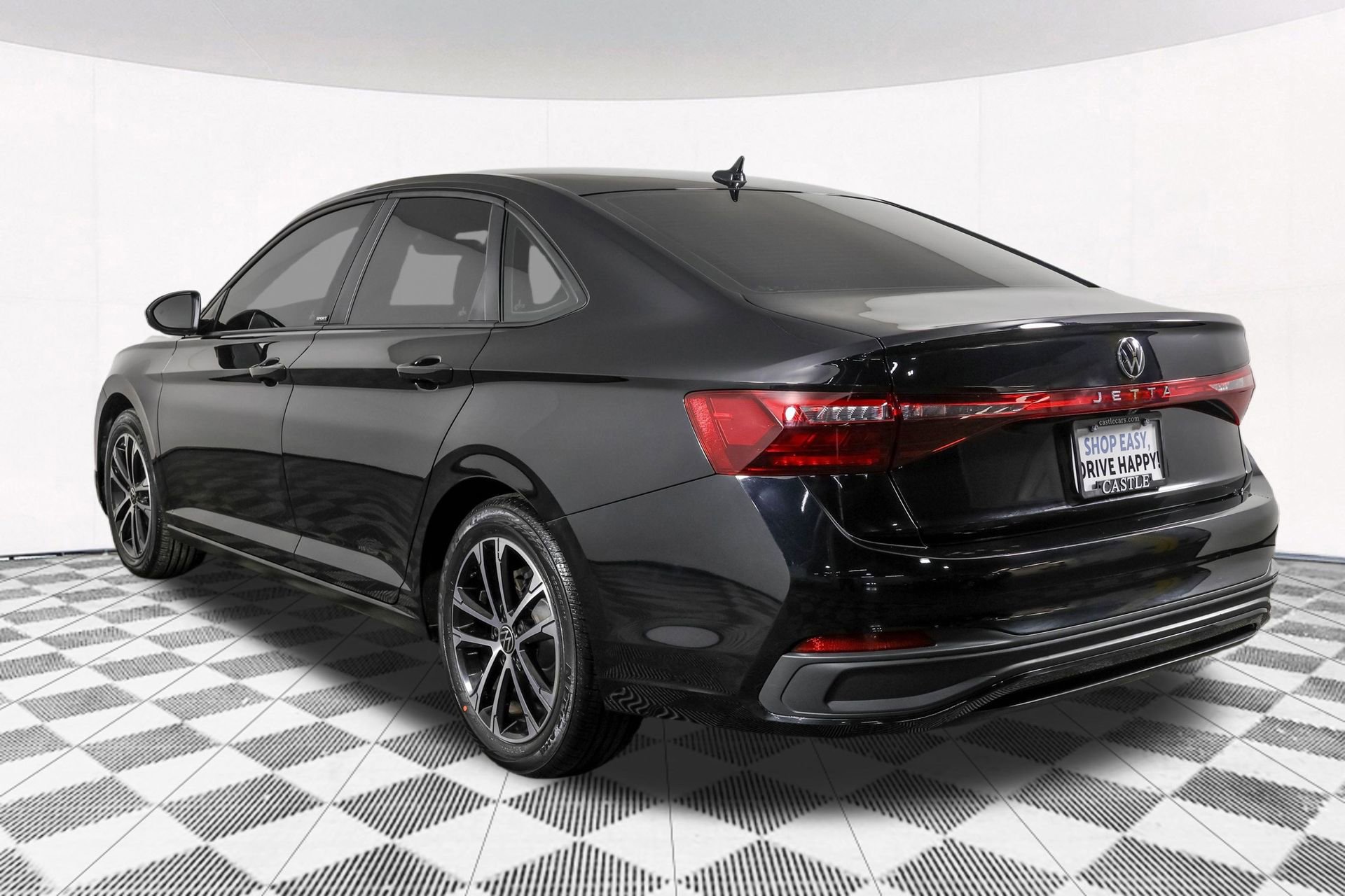 Used 2025 Volkswagen Jetta Sport FWD image 18