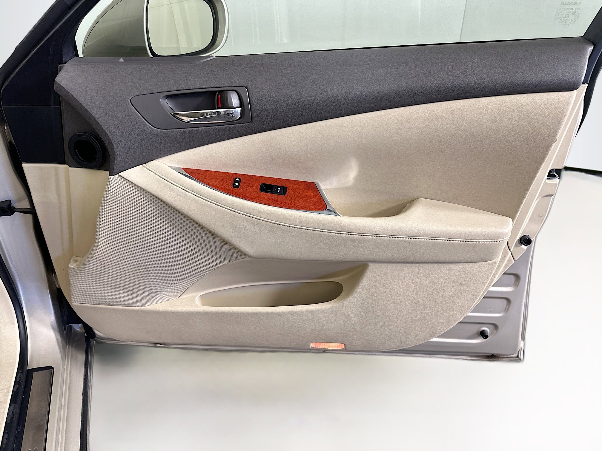 Used 2012 Lexus ES 350 image 32