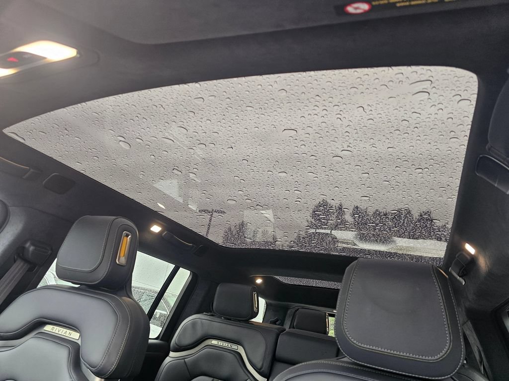 Used 2022 Rivian R1S Launch Edition AWD/4WD image 24