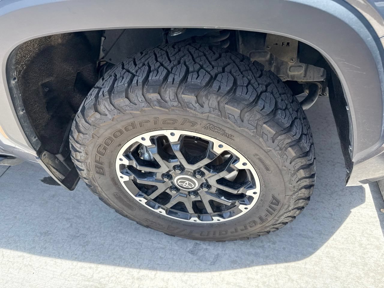 Used 2023 Toyota Tundra SR5 w/ TRD Off-Road Premium Package AWD/4WD image 10