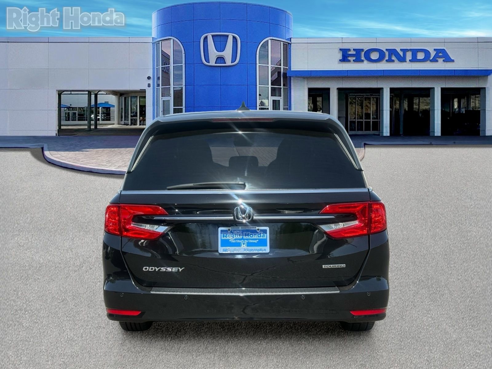 Used 2023 Honda Odyssey Touring image 7