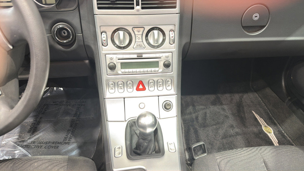 Used 2006 Chrysler Crossfire Convertible w/ Special Edition Group image 16