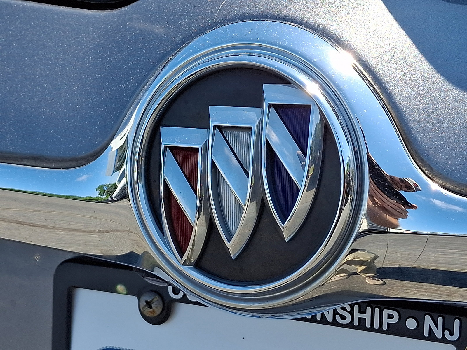 Used 2019 Buick Envision Premium AWD/4WD image 30