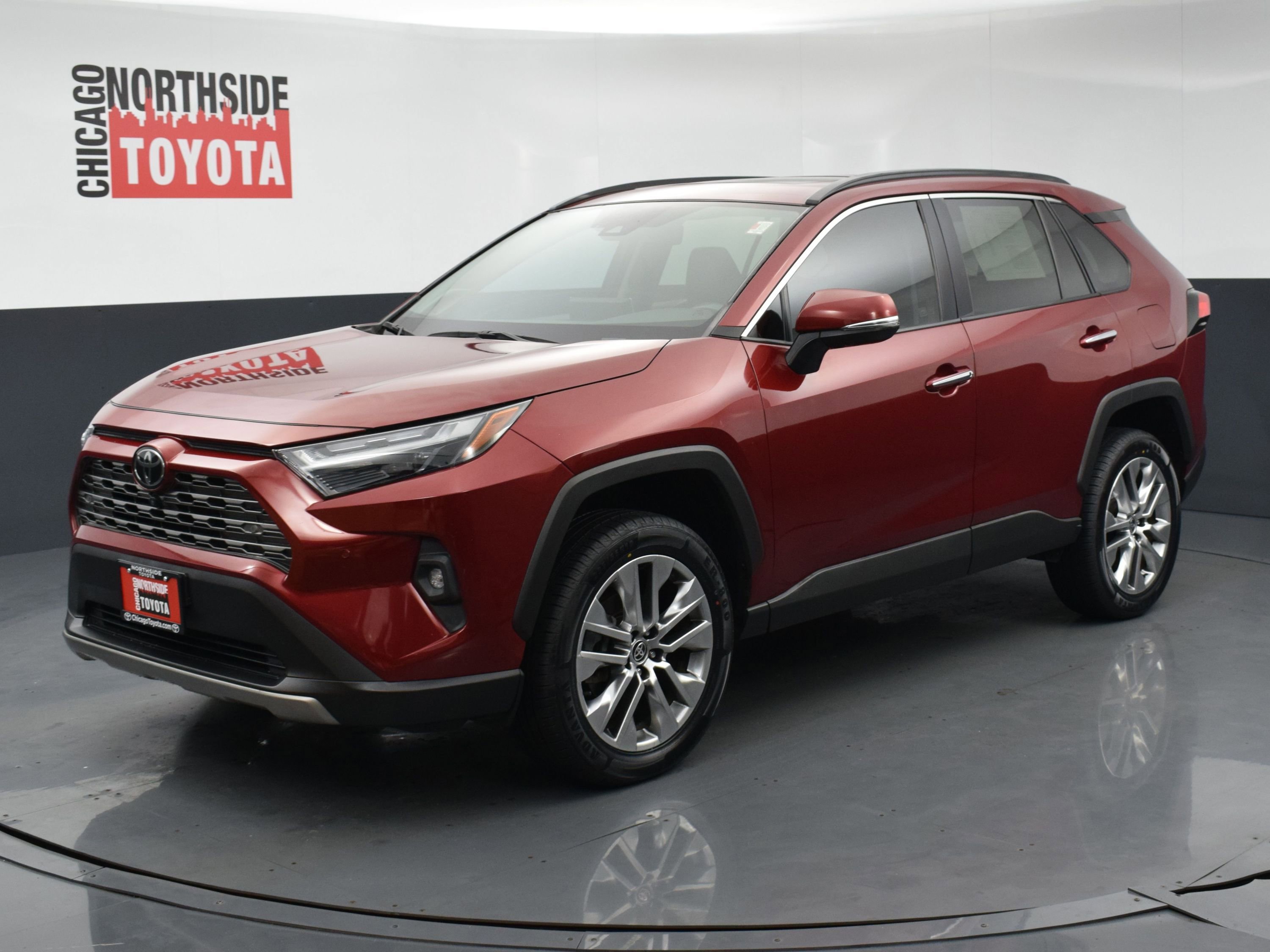 Used 2022 Toyota RAV4 Limited AWD/4WD image 8