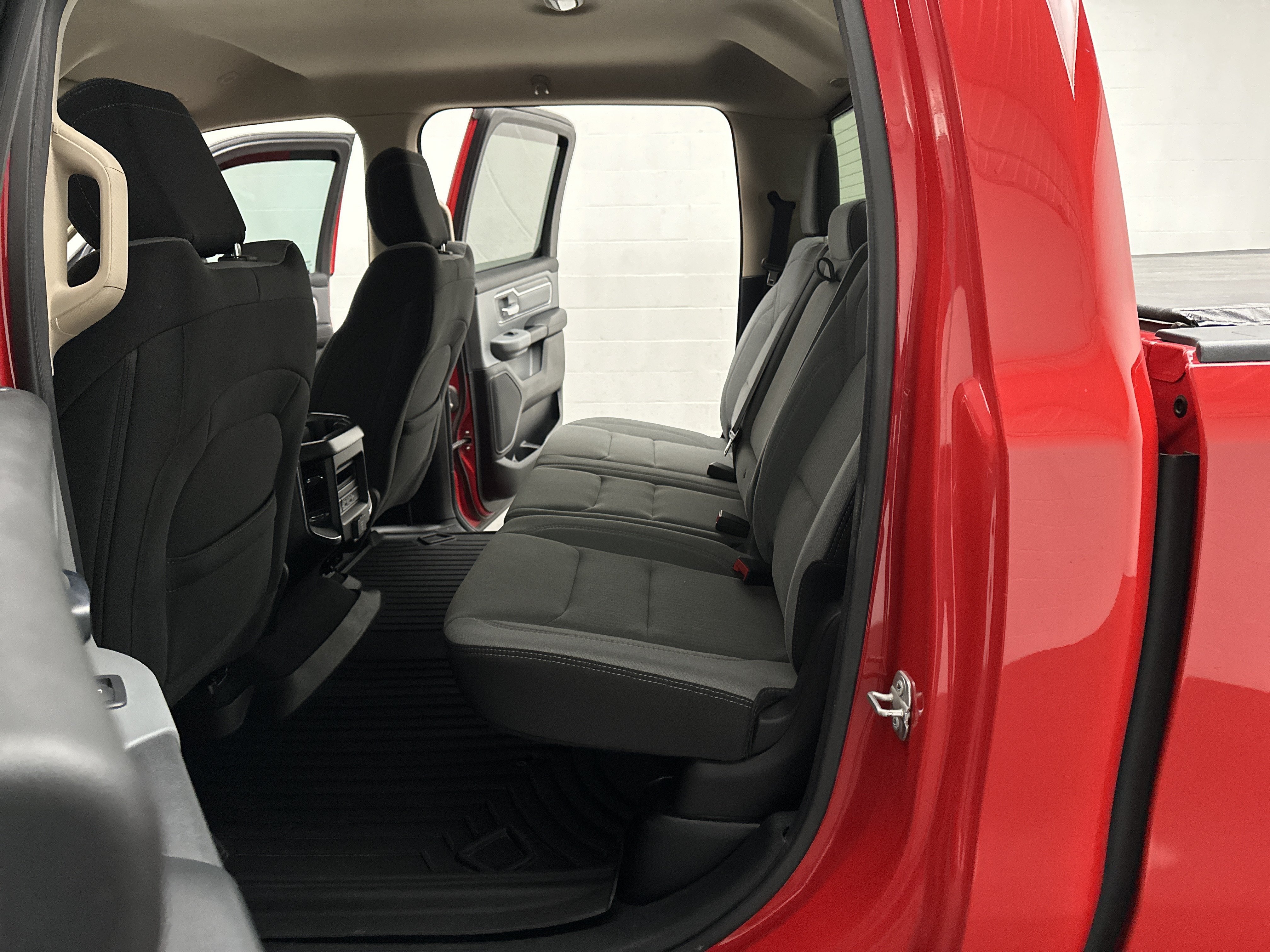 Used 2019 RAM 1500 Big Horn AWD/4WD image 21