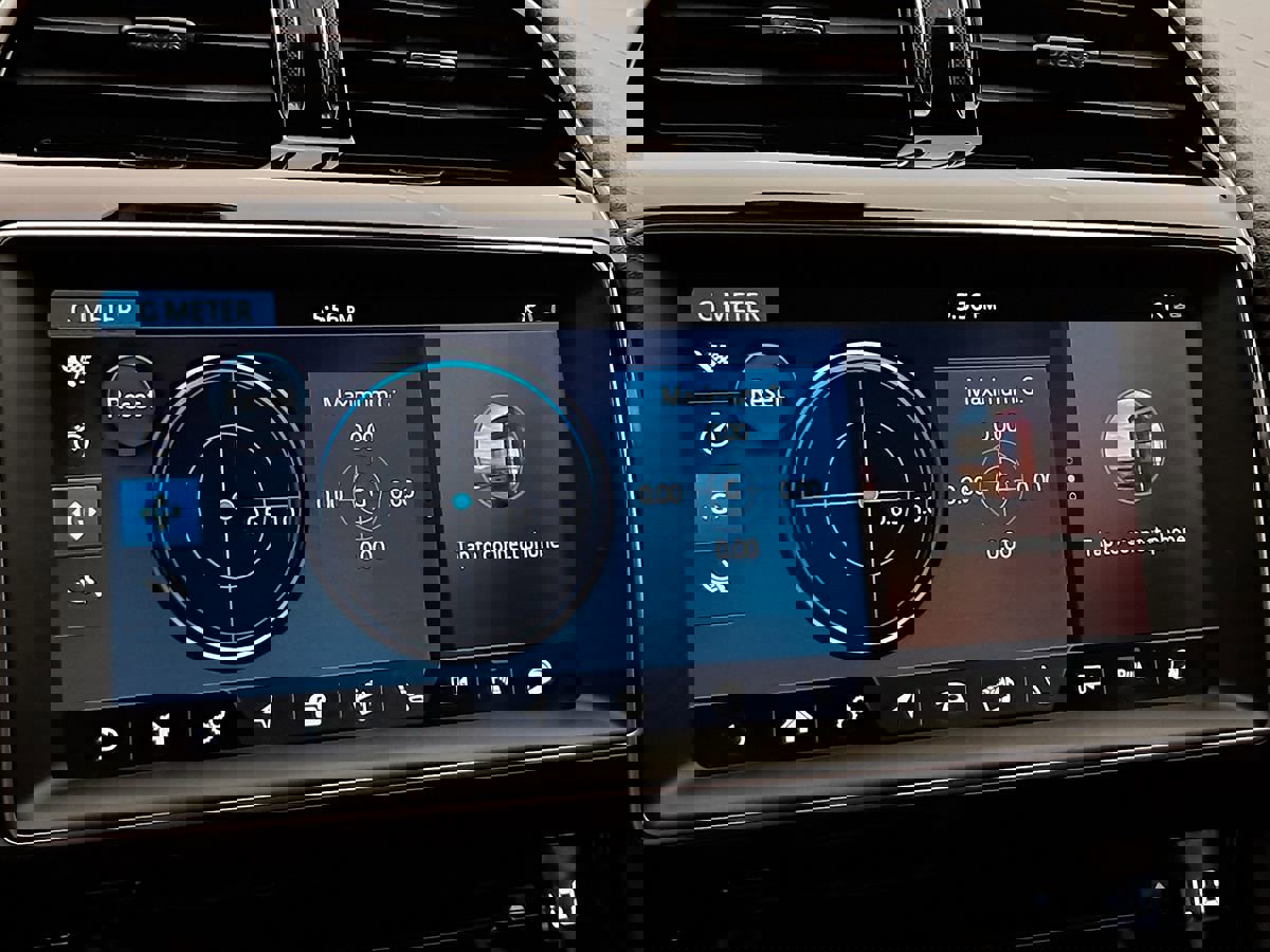 Used 2019 Jaguar F-PACE S image 26