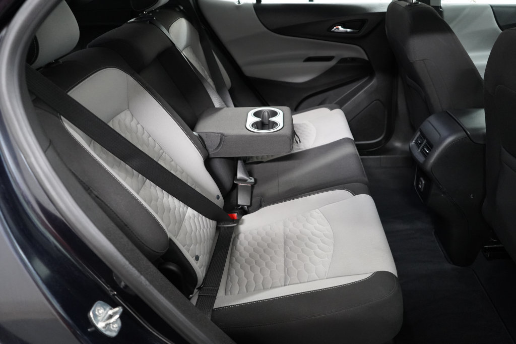 Used 2021 Chevrolet Equinox LS FWD image 19