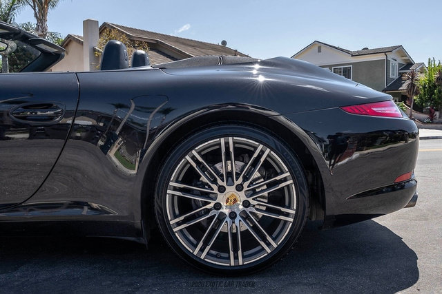 Used 2015 Porsche 911 Carrera RWD image 5