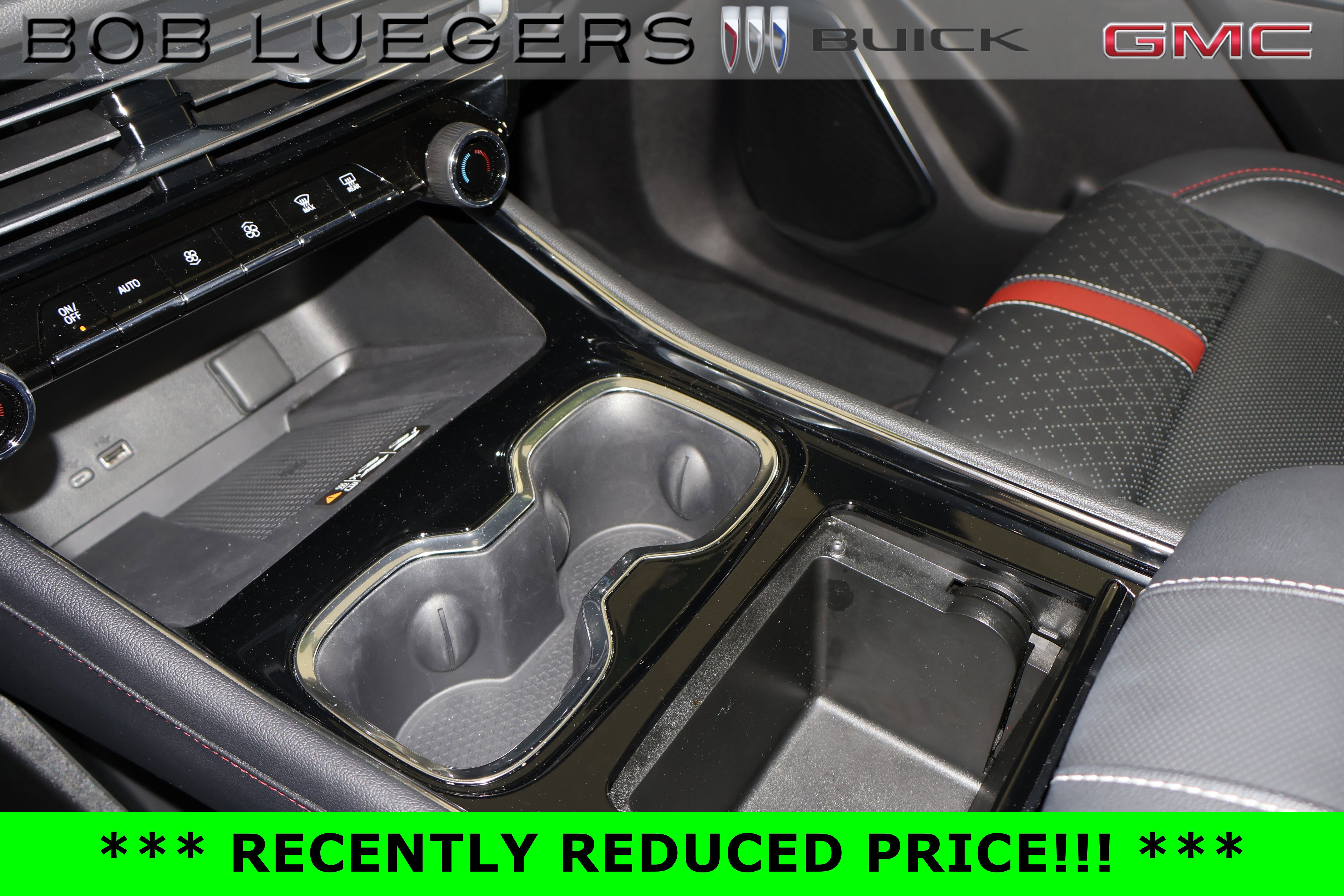 Certified 2024 Chevrolet Traverse RS image 23