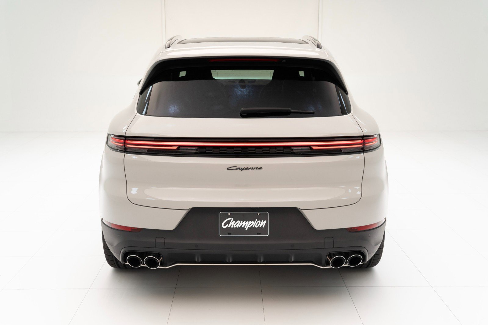 New 2025 Porsche Cayenne image 10