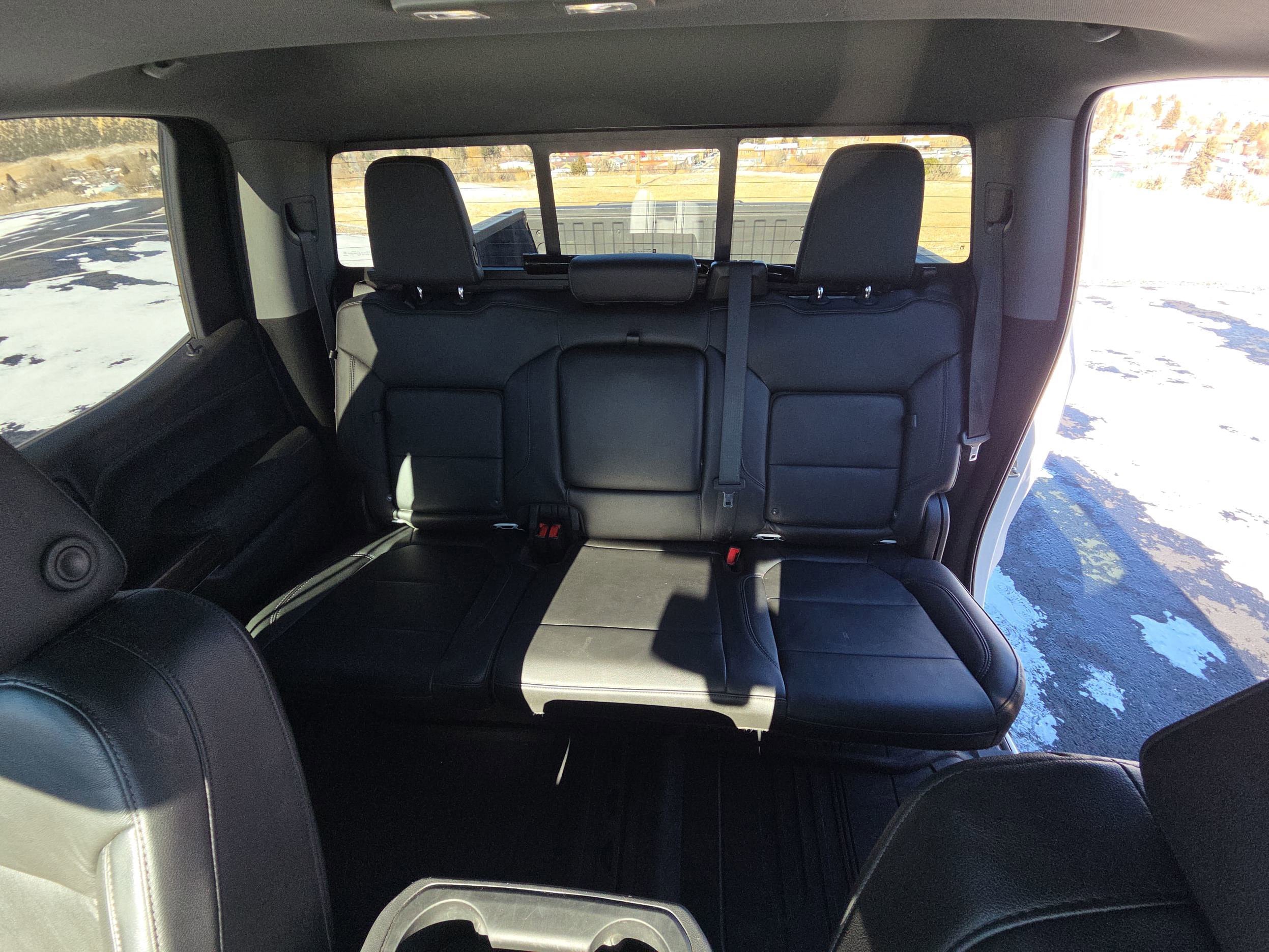 Used 2020 Chevrolet Silverado 1500 LT Trail Boss AWD/4WD image 12