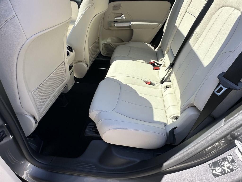 New 2026 Mercedes-Benz GLB 250 image 24