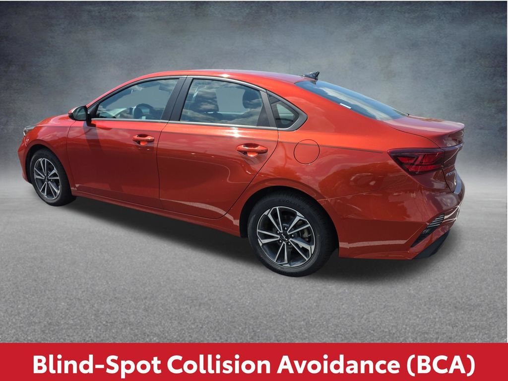 Used 2023 Kia Forte LXS w/ LXS Technology Package FWD image 11