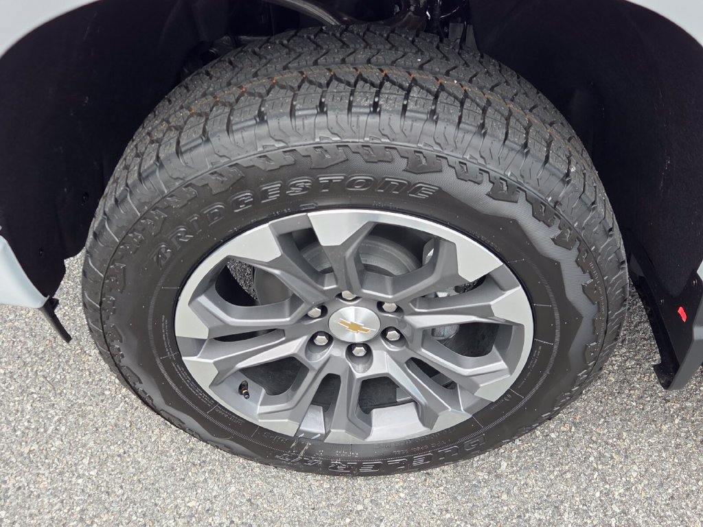 New 2026 Chevrolet Silverado 1500 High Country w/ Technology Package AWD/4WD image 3