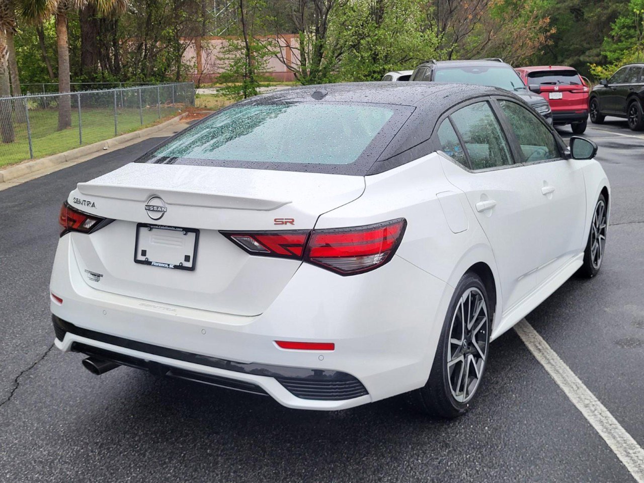 Used 2024 Nissan Sentra SR w/ SR Premium Package image 2