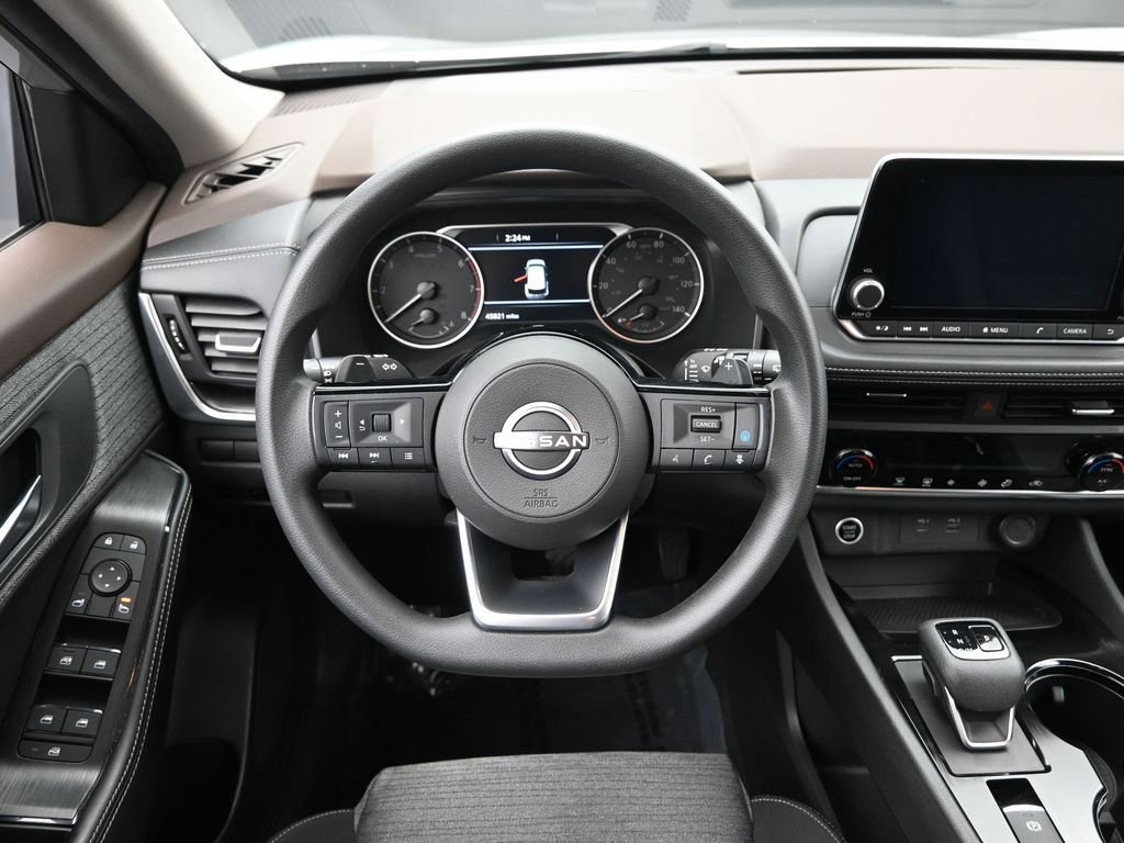 Used 2023 Nissan Rogue SV image 23