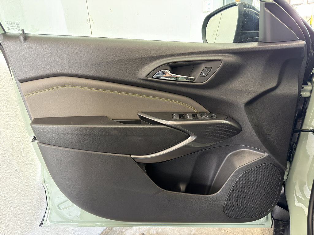 New 2026 Chevrolet Trax ACTIV image 13