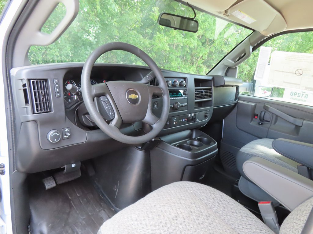 New 2024 Chevrolet Express 3500 Work Van w/ Power Convenience Package image 17