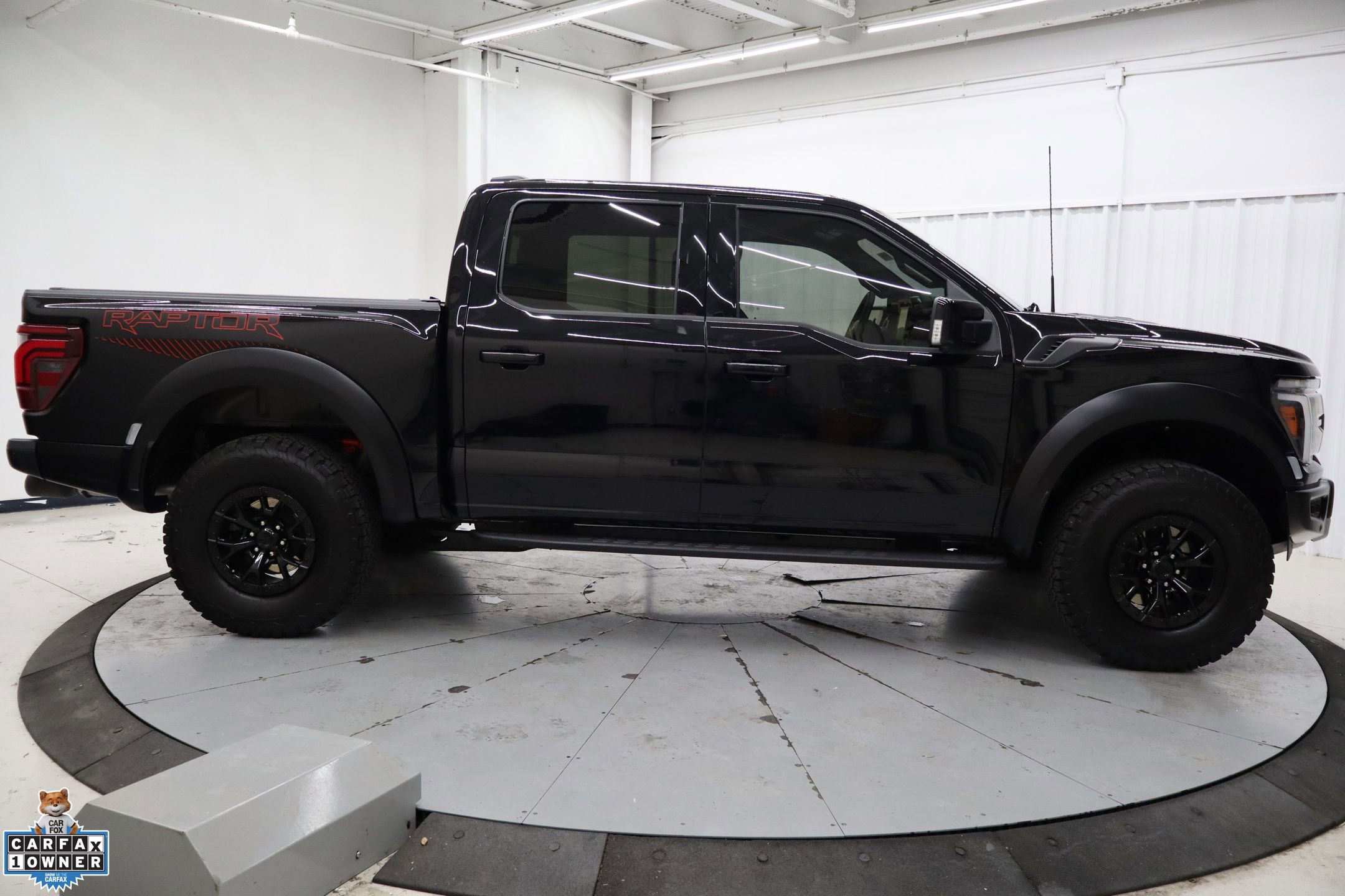 Certified 2025 Ford F150 Raptor AWD/4WD image 2