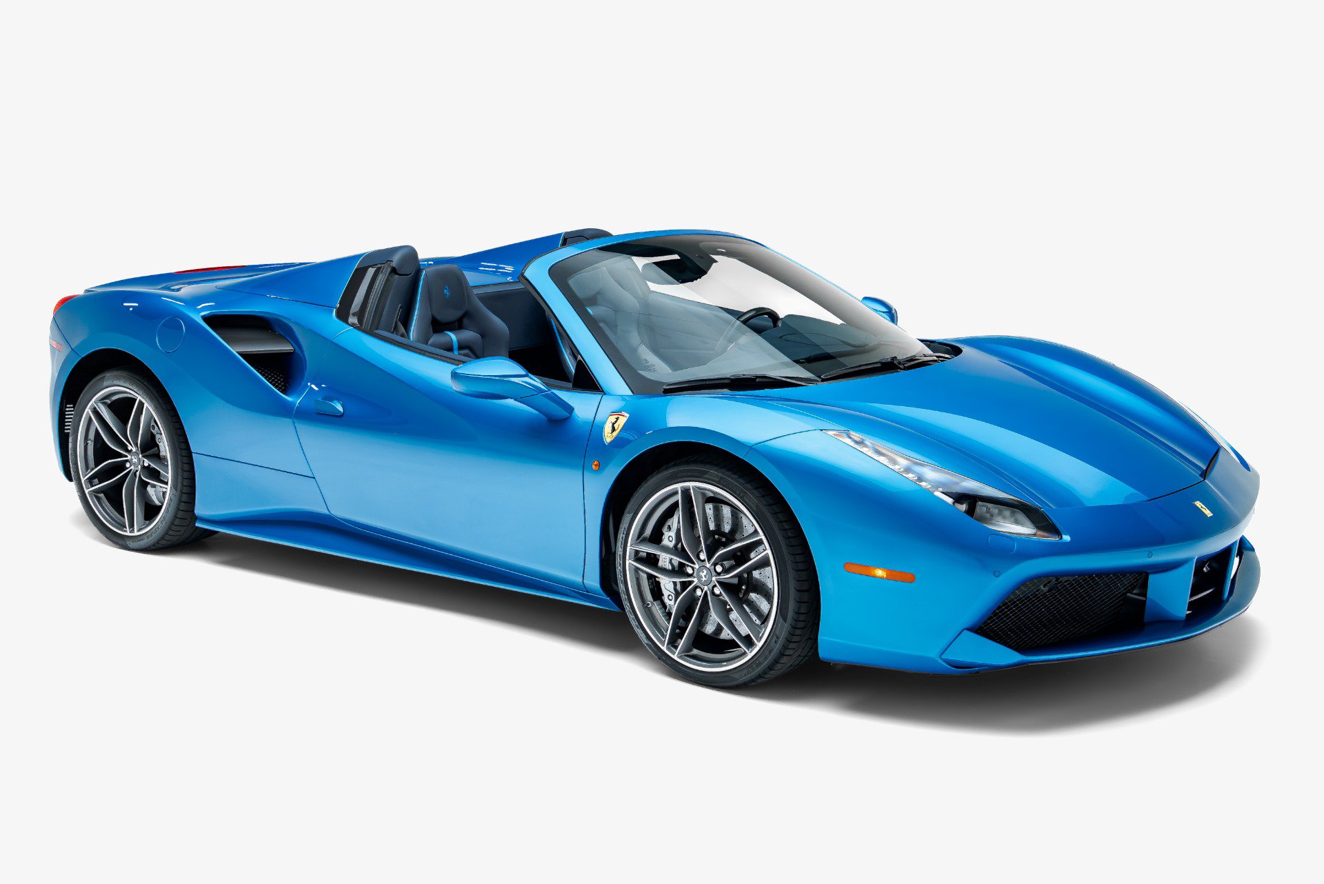 Used 2019 Ferrari 488 Spider RWD image 14