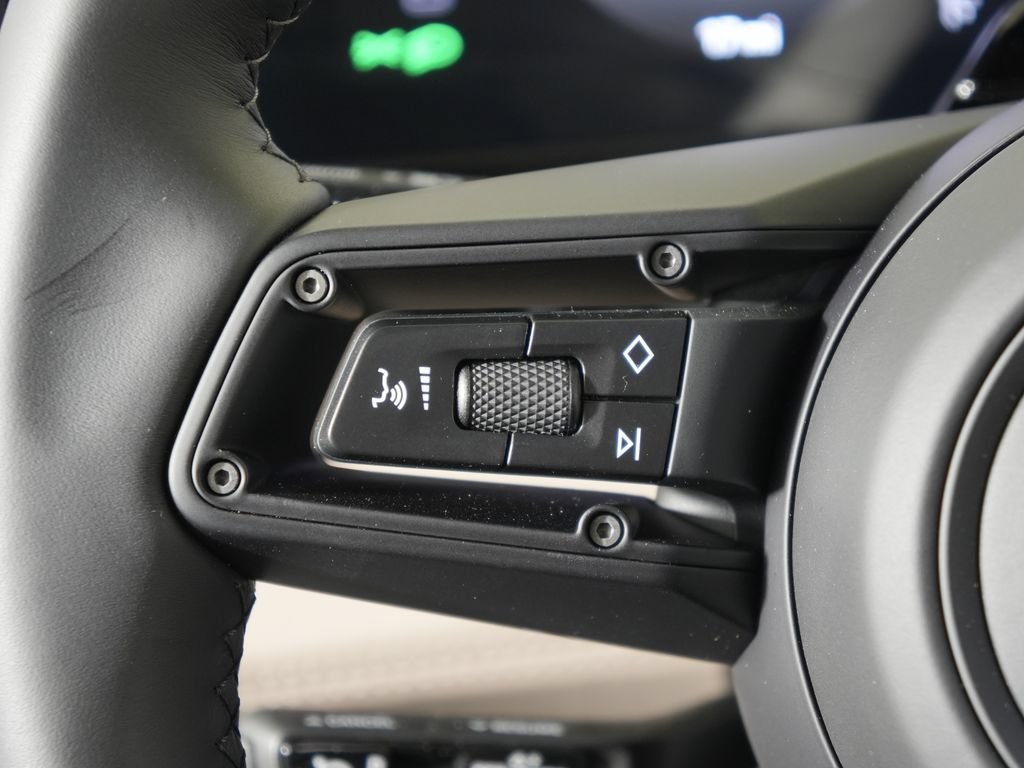 New 2026 Porsche Cayenne Electric AWD/4WD image 27