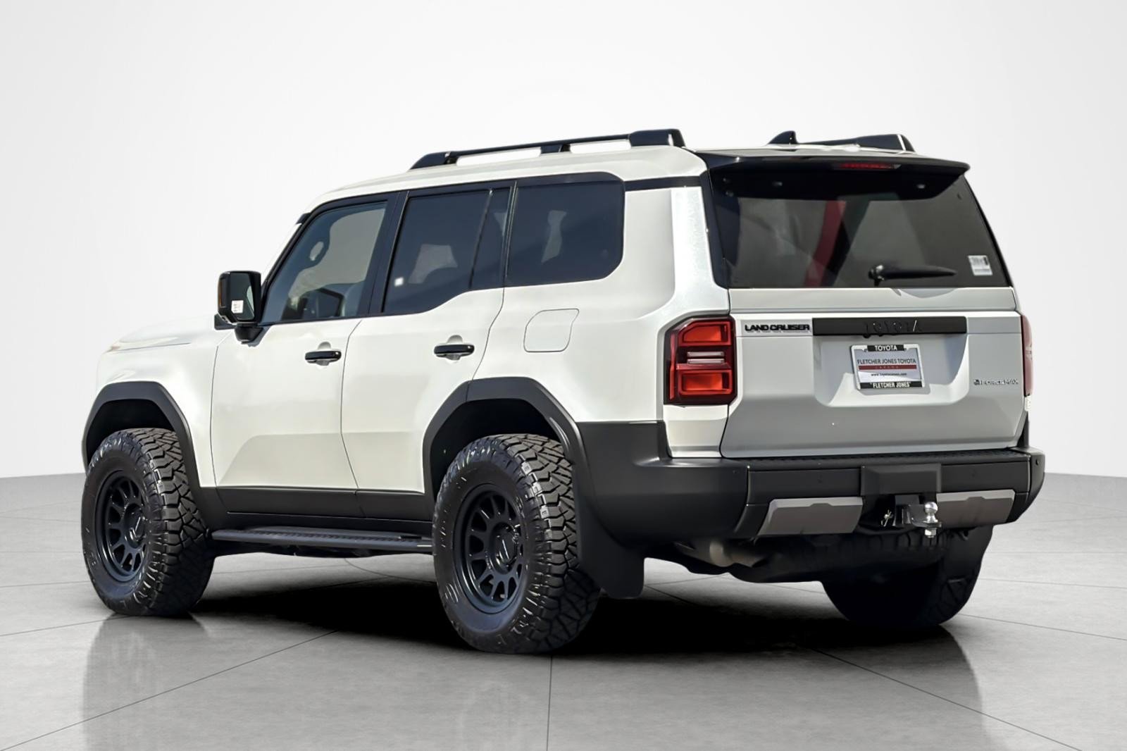 Certified 2025 Toyota Land Cruiser image 3