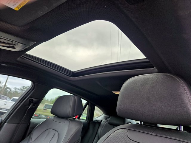 Used 2019 BMW X6 xDrive35i w/ M Sport Package AWD/4WD image 37