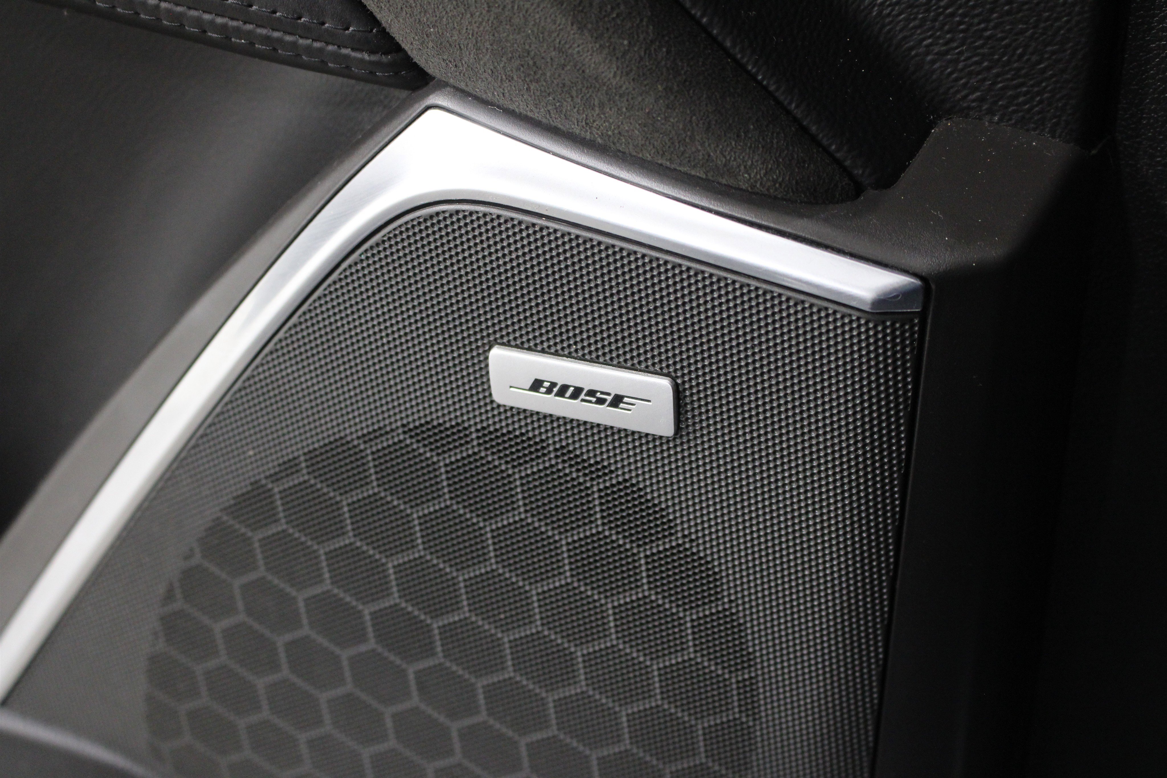 Used 2019 Cadillac Escalade ESV Platinum image 10