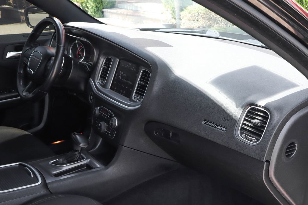 Used 2022 Dodge Charger R/T RWD image 38