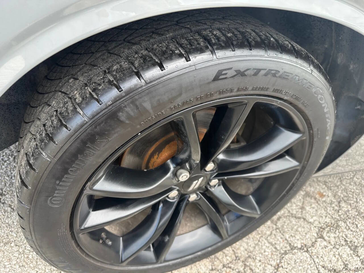 Used 2018 Dodge Challenger R/T w/ Blacktop Package image 16