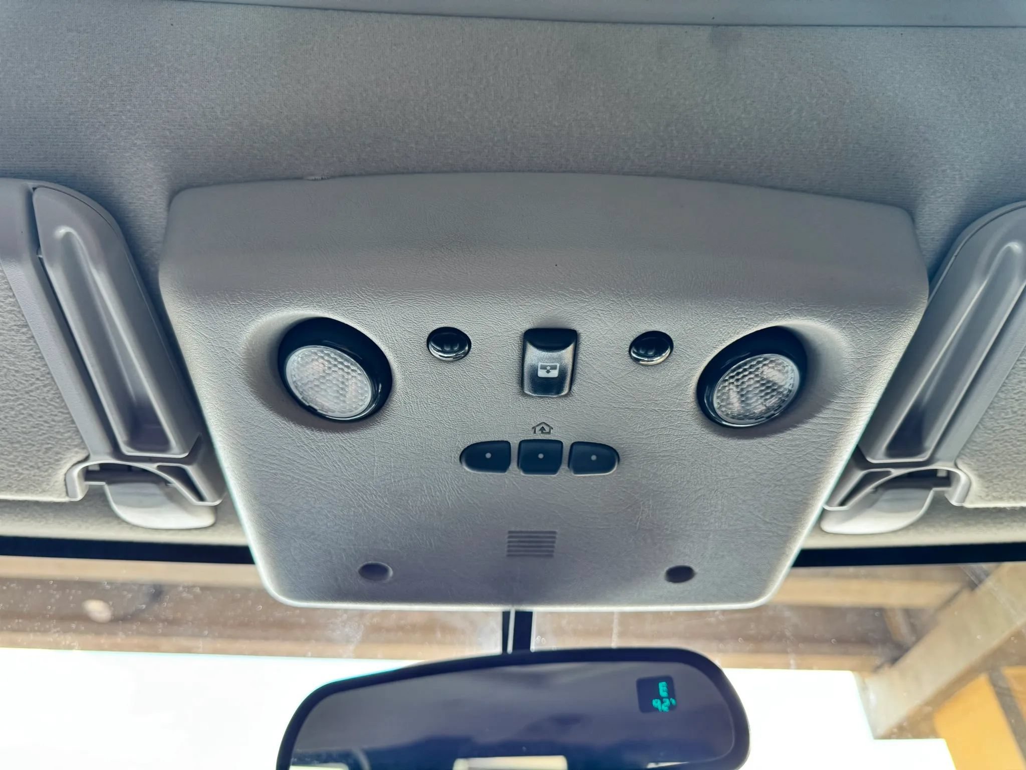 Used 2005 HUMMER H2 w/ Preferred Equipment Group AWD/4WD image 17