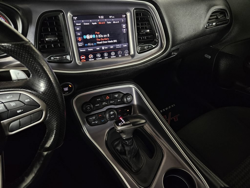 Used 2020 Dodge Challenger R/T w/ Performance Handling Group RWD image 10