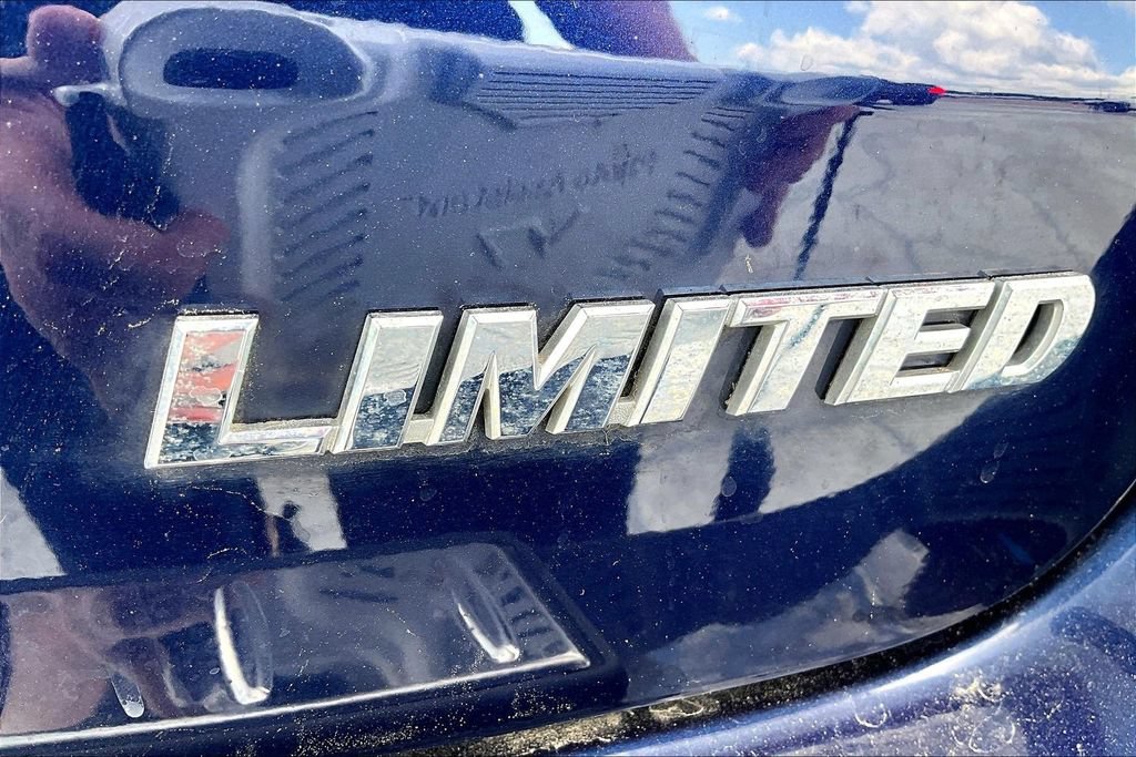 Used 2015 Toyota Highlander Limited Platinum AWD/4WD image 24