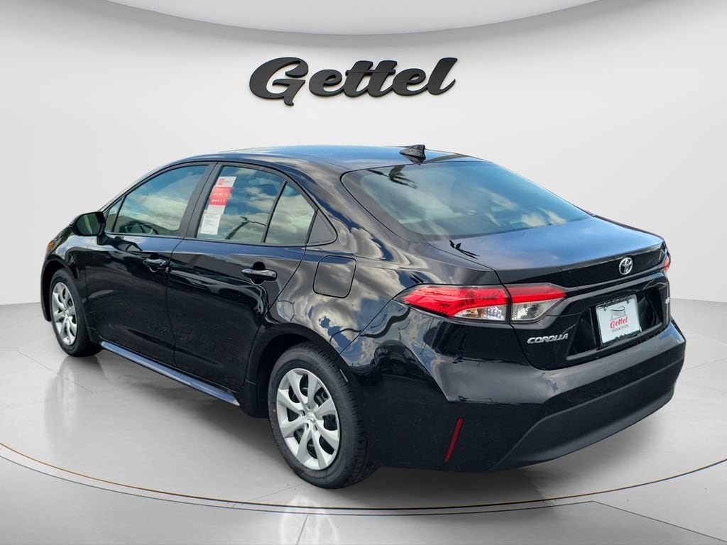 New 2026 Toyota Corolla LE FWD image 6
