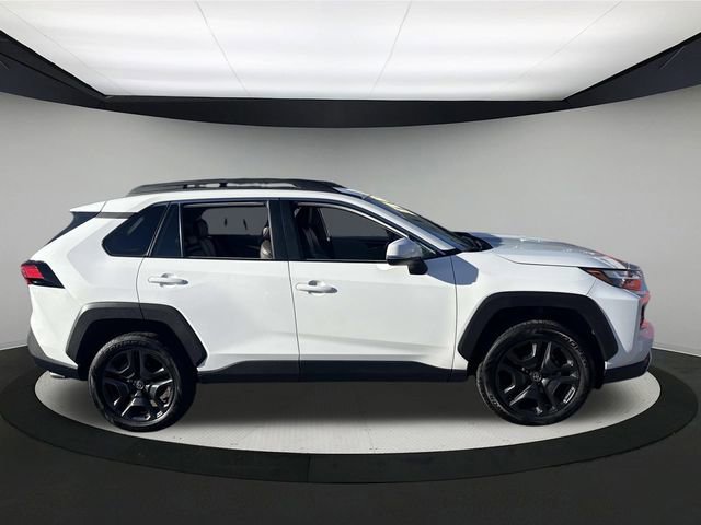 Used 2024 Toyota RAV4 Adventure image 5